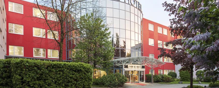 Nh Muenchen Messe Hotel Exterior photo